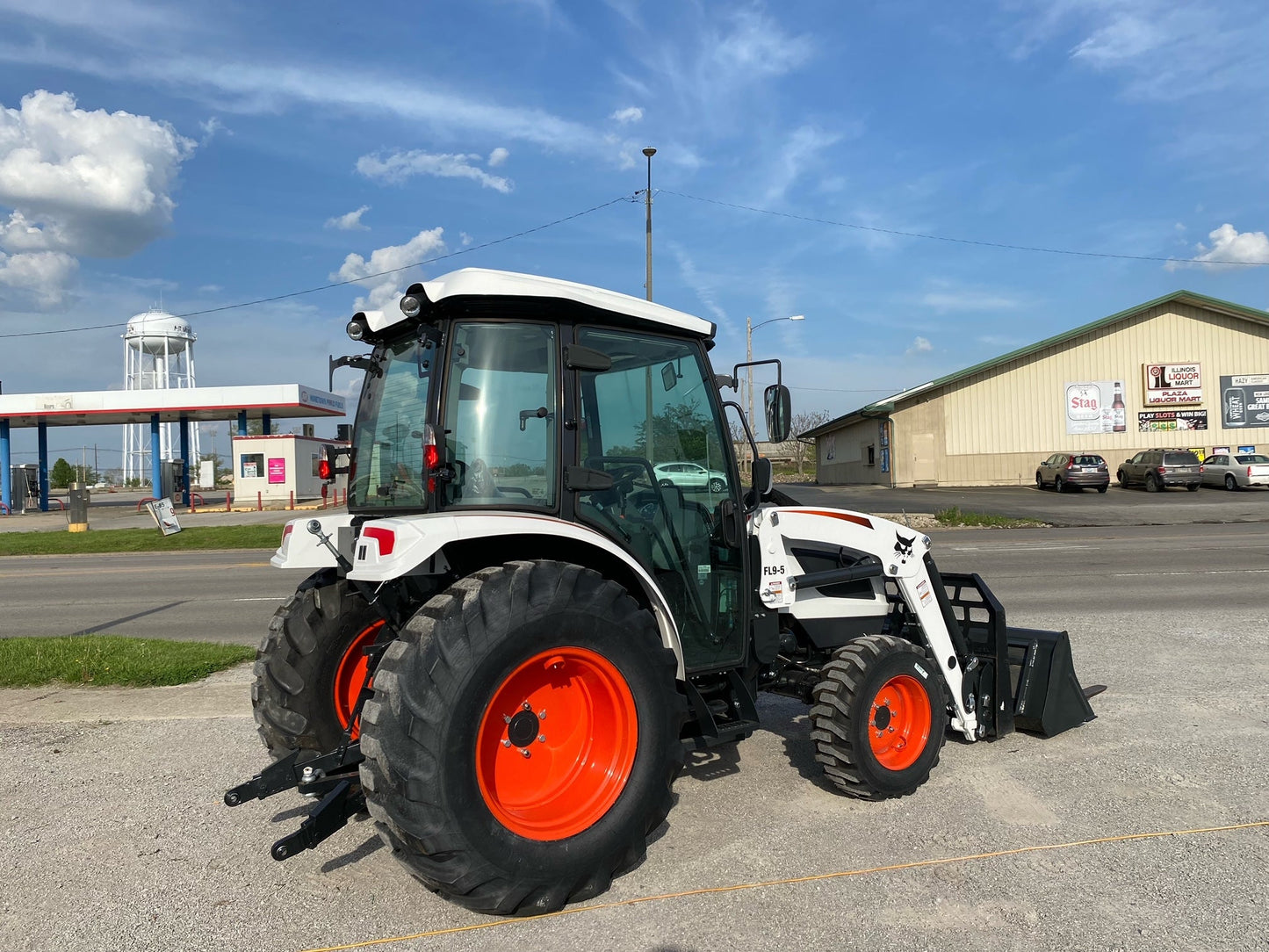 2024 Bobcat CT5545 Tractor + Loader with NEW Pallet Forks & Bucket Package