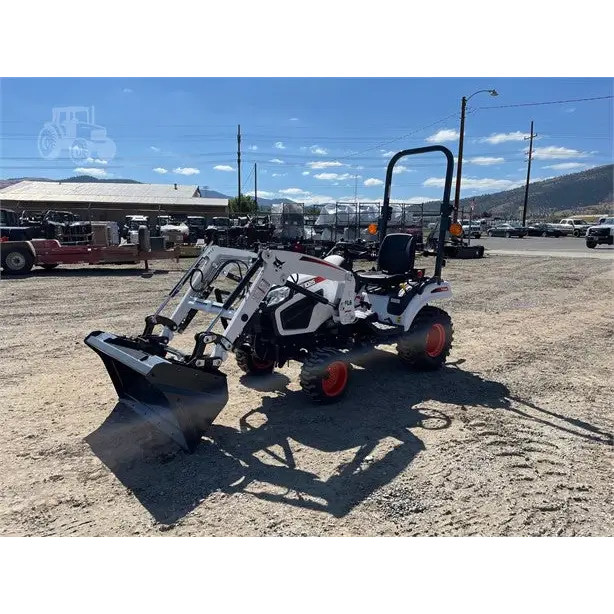 Bobcat CT1025 HST Sub Compact Tractor With Loader