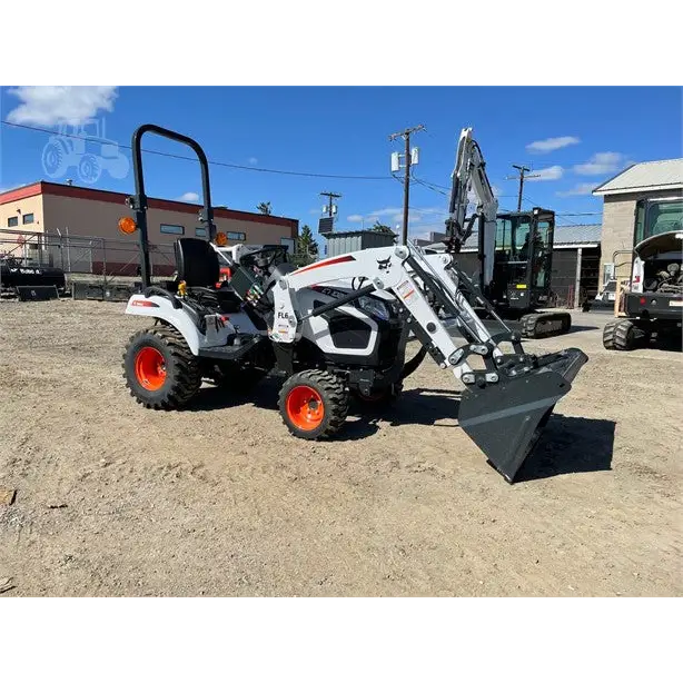 Bobcat CT1025 HST Sub Compact Tractor With Loader